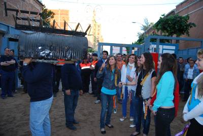 Los niños disfrutan con 'els bous de foc'