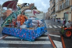 La lluvia desluce el final de fiestas.