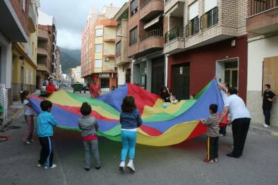 Chocolate y juegos populares en las fiestas de San Francisco de Asís.