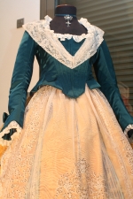 Olga Freixes Sancho, fallera mayor de Chicharro.