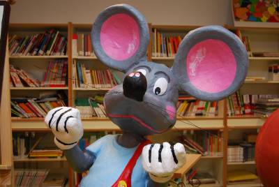 Exposición del Ninot en el Colegio Novenes de Calatrava