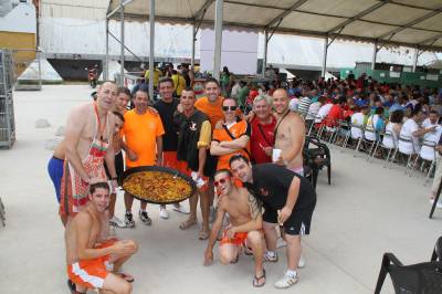 Multitudinario concurso de paellas