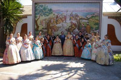 La ciudad vive ya inmersa en fallas.