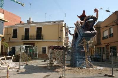Empieza “La planta de Falles” en la Vall.