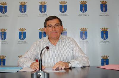 La localidad pone en marcha un servicio pionero de teleasistencia para personas dependientes