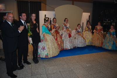 El Club 53 Despidió el sábado a sus Falleras del 2010