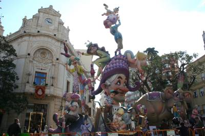 La continuidad, nota destacada en los artistas para las fallas de 2009.