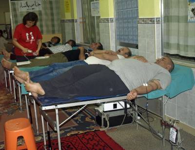 Los musulmanes organizan una donación de sangre multitudinaria