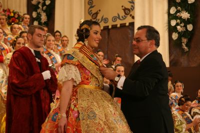Burriana exalta a Beatriz González Olivas, como reina fallera 2008.