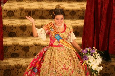 Los niños protagonistas en la exaltación de María Franch Guardino como reina fallera infantil.