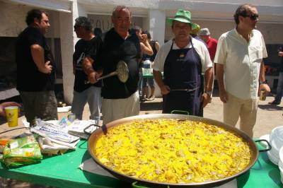 La Falla Club 53 de paellas en les Alqueries del Ferrer.