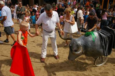 El encierro infantil hizo las delicias de los niños.