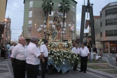 Burriana mostró su devoción por la patrona.