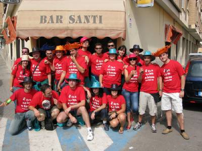 La penya 'Hatuketinporta' cumple con la IV Volta als Bars de Burriana