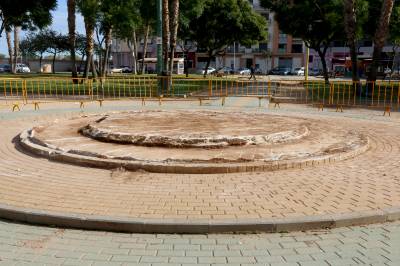 Retiran la abandonada fuente de Quarts de Calatrava