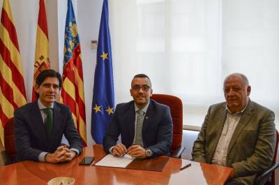 Vila-real, el CEU y el Villarreal CF estrechan la colaboracin para implantar en la ciudad el grado de Ciencias de la Actividad Fsica y el Deporte