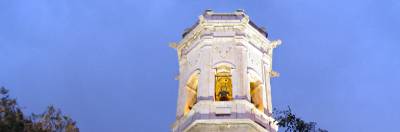 Conmemoración del 75 aniversario de la reconstrucción del campanario
