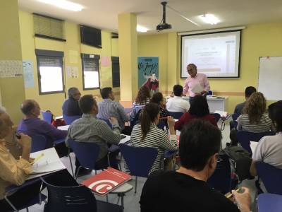 Las PYMES y MICROPYMES de Borriana buscan consolidarse con la formación de la cámara de comercio