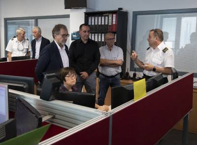 El presidente Martí muestra el respaldo total del equipo de gobierno de la nueva Diputación a los trabajadores del Consorcio Provincial de Bomberos