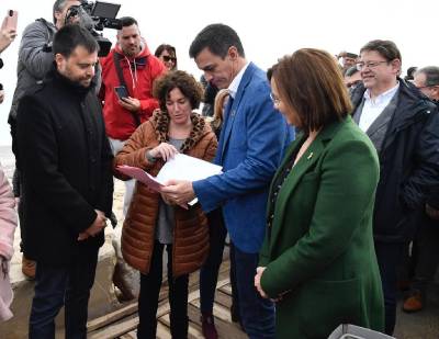 L'alcaldessa d'Almenara demana al President del Govern l'agilitaci de la construcci de les esculleres a la Platja Casablanca