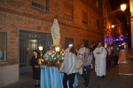 Cientos de feligreses salen por el casco antiguo a la procesión de las Antorchas de la Virgen de Lourdes